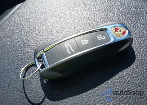 2020 Porsche Cayenne из США, поврежденный, VIN WP1AA2AY8LDA05573